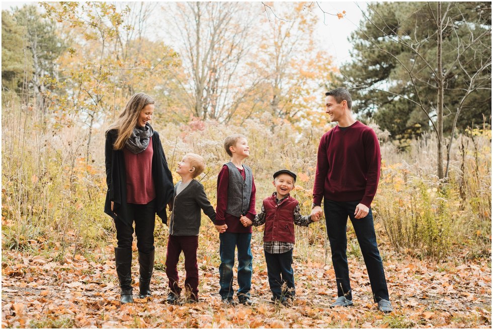 Fall family photos, autumn family photo session